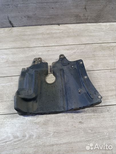 Защита двигателя задняя правая Mitsubishi Lancer 9