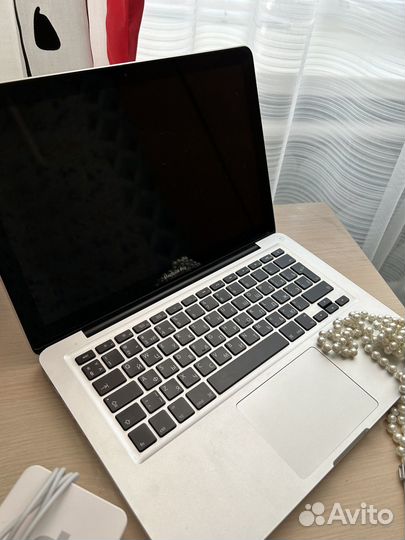 Macbook