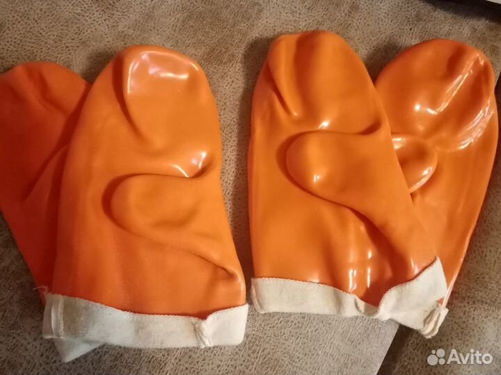 Защитные перчатки и рукавицы