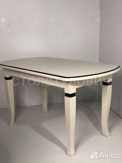 Столы и стулья