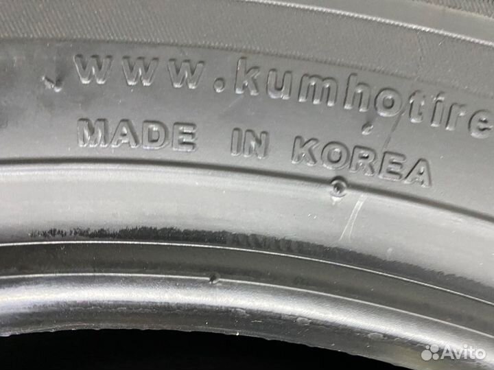Kumho Ecsta PS71 215/55 R17 94W