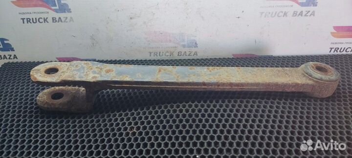 Стойка переднего стабилизатора