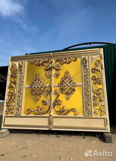 Кованые серые маторвые Ворота