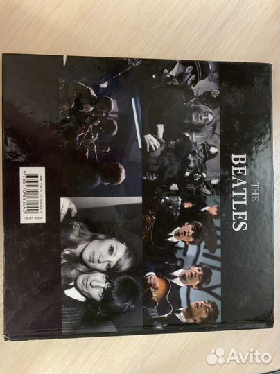 Книга The Beatles “Иллюстрированная биография»