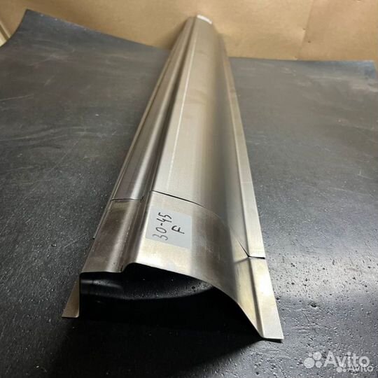 Mitsubishi Pajero Montero 2 пороги и арки Киров