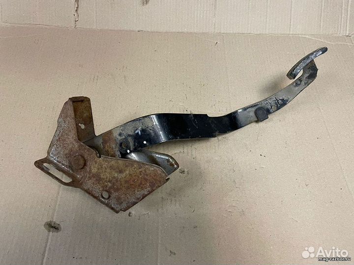 Педаль сцепления Mitsubishi Lancer IX