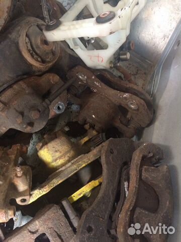 Митсубиши Лансер 9 передние суппорта