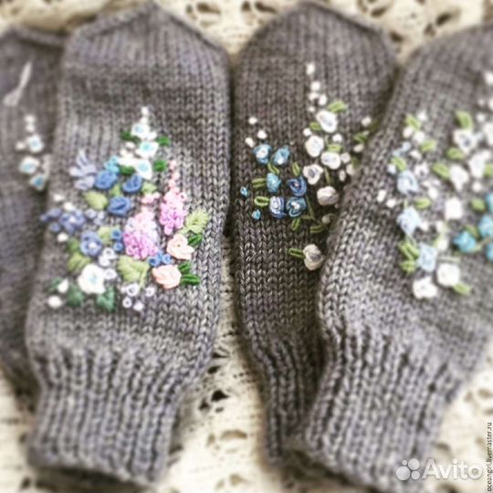 Вязаные варежки и носочки, шапочки ручная работа