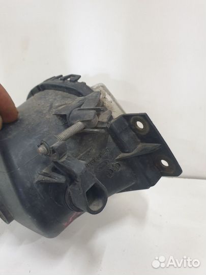 Фара противотуманная левая Bmw 3 Series E90 E91