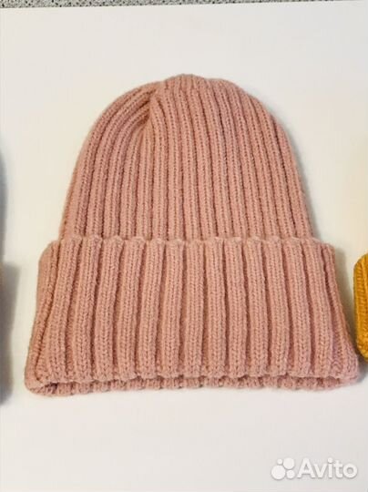 Шапка демисезонная женская