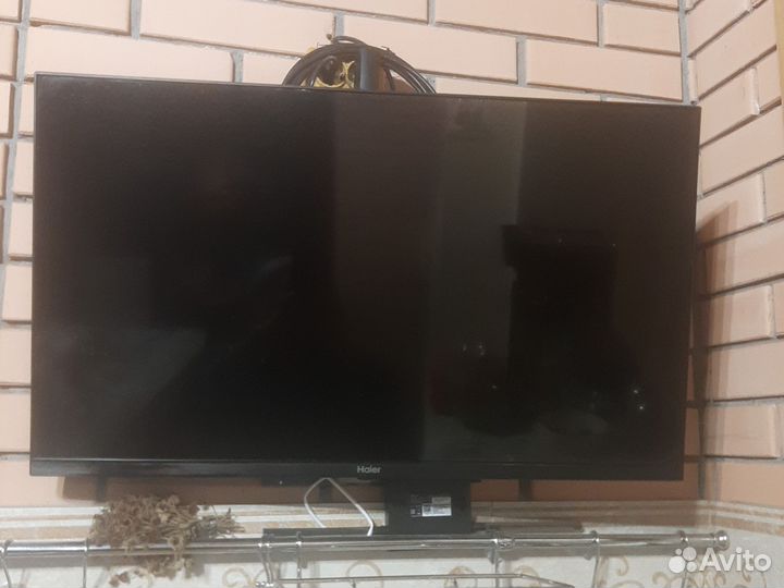 Телевизор SMART tv 32 бу