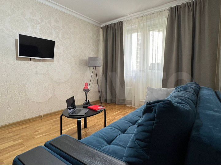 2-к. квартира, 60 м², 7/14 эт.