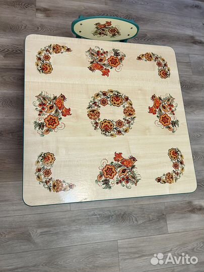 Детский столик и стульчик