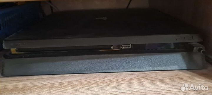 Playstation 4 Slim 2Tb 9.00 Goldhen