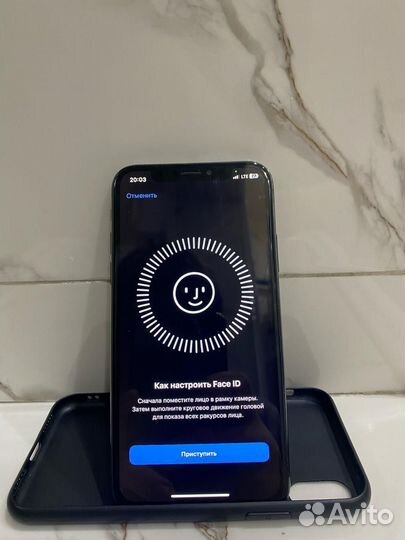 iPhone X, 64 ГБ