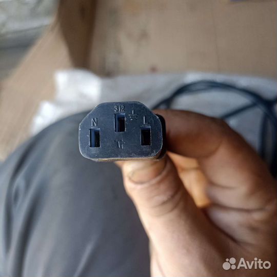 Компьютерный провод