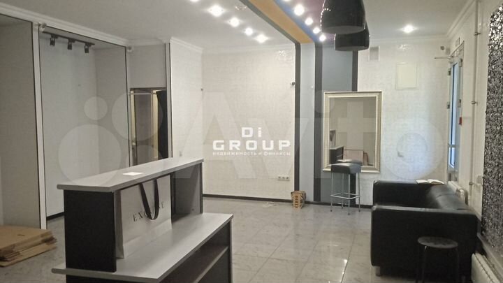 Помещение на первой линии 82 кв м