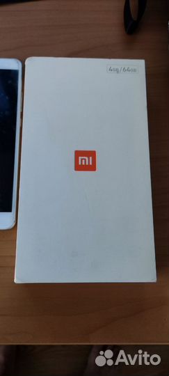 Xiaomi Mi Max 2, 4/64 ГБ