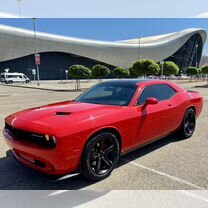 Dodge Challenger 3.6 AT, 2016, 119 000 км, с пробегом, цена 3 390 000 руб.