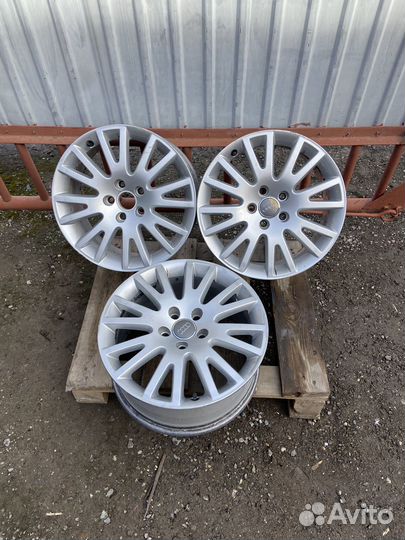 Оригинальные диски Audi r17