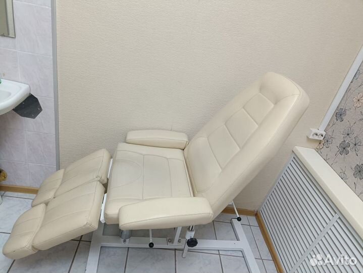 Педикюрное кресло