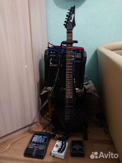 Электрогитара