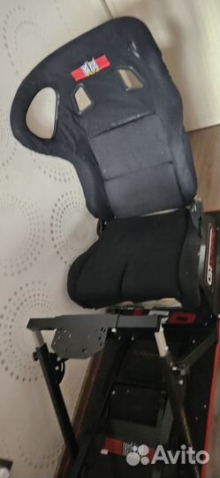 Кокпит для симрейсинга