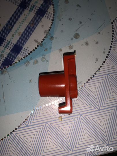 Бегунок распределителя зажигания