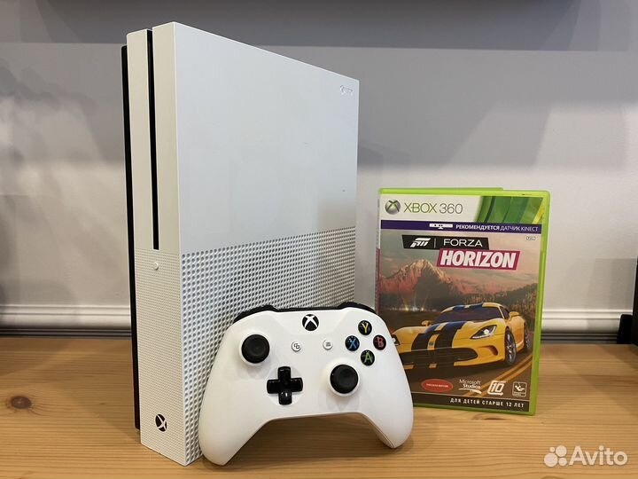 Xbox One S / дисковод