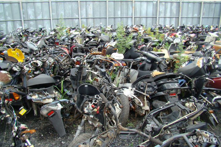 Запчасть на японский скутер Honda