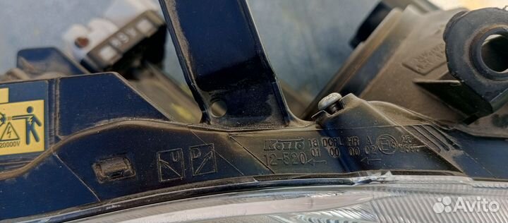 Фара toyota corolla 150