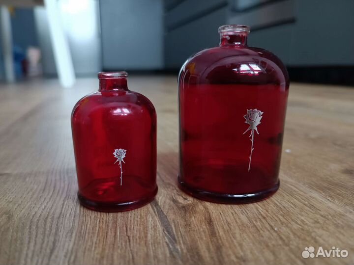 Стеклянные бутылочки, флаконы от духов cacharel