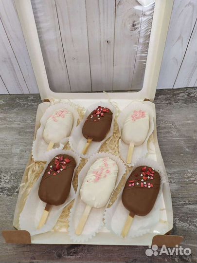 Капкейки торты трайфлы кейкпосы меренговый рулет