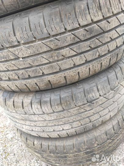 Continental CrossContact LX25 235/65 R17