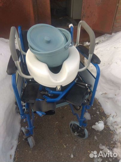 Коляска инвалидная