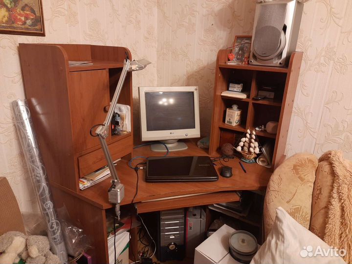 Угловой компьютерный стол бу