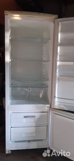 Холодильник zanussi на запчасти