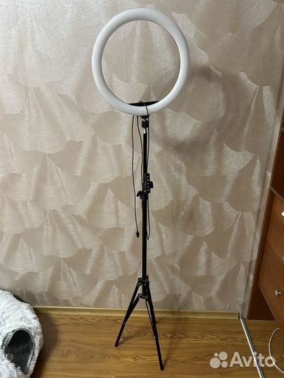Кольцевая лампа со штативом rgb 35см