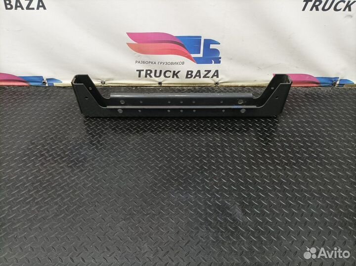 Кронштейн задних амортизаторов