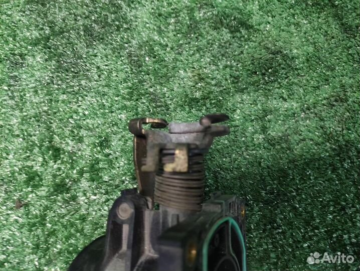 Дроссельная заслонка Mazda 3 (BK) 2005