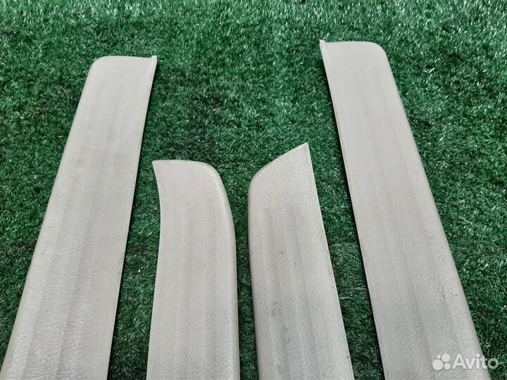 Накладка порога внутри Lexus RX300 (MCU35) 2004