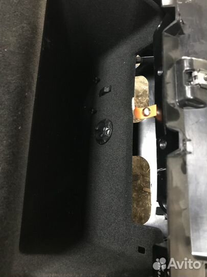 Бардачок Volkswagen Passat B6