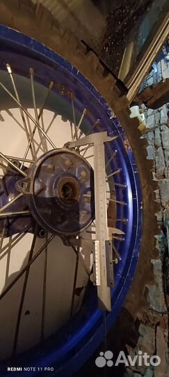 Колеса на мотоцикл