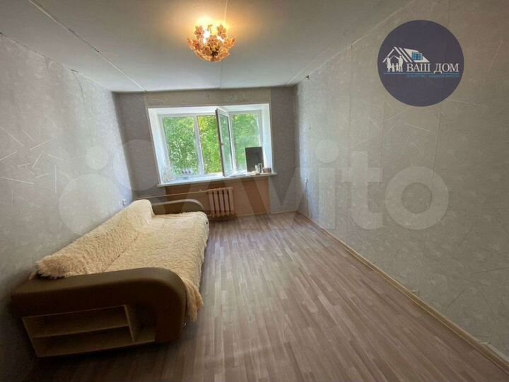 Комната 13,2 м² в 9-к., 3/5 эт.