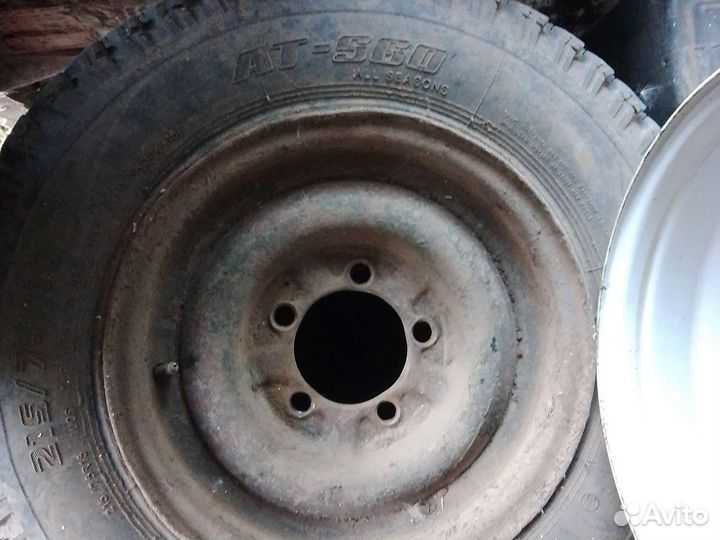 Nortec AT 560 215/75 R15