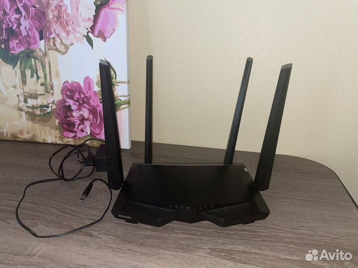 Двухдиапазонный маршрутизатор AC1200 (Tenda)