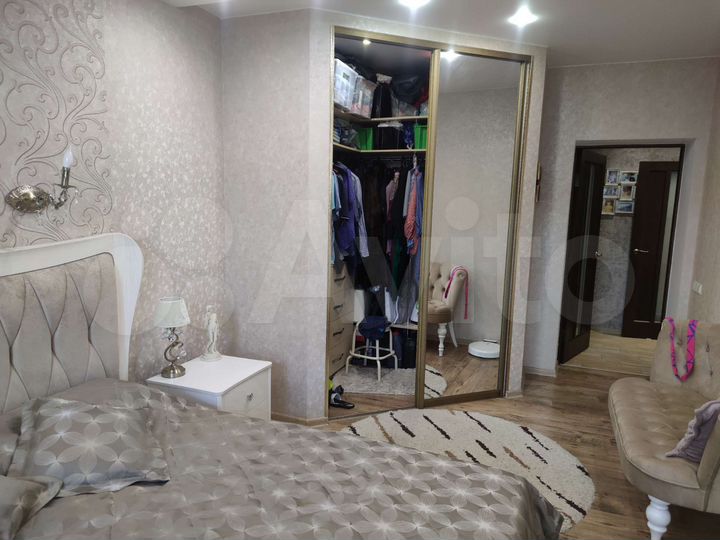 2-к. квартира, 70 м², 1/3 эт.