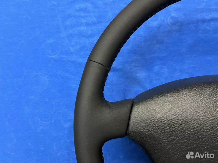 Оригинальный кожаный руль с подoгревом Prado 120