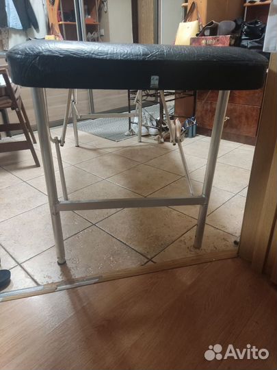 Кушетка массажная складная