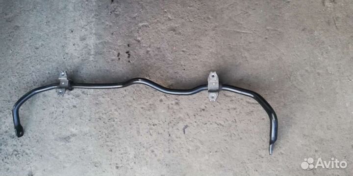 Передний стабилизатор Ауди Q5